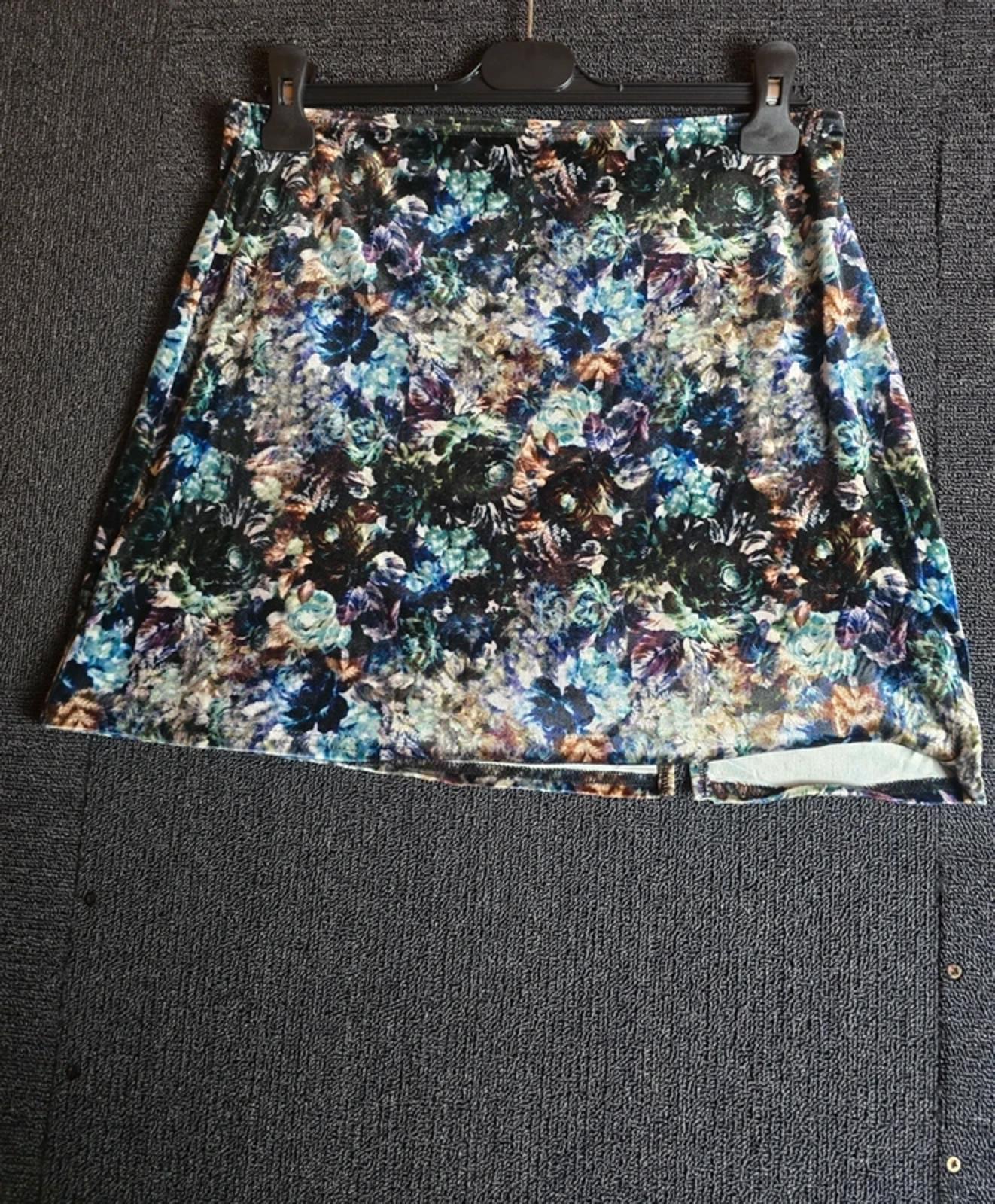 Blue Floral Velvet Mini Skirt L Size 16 Evening Urban Outfitters