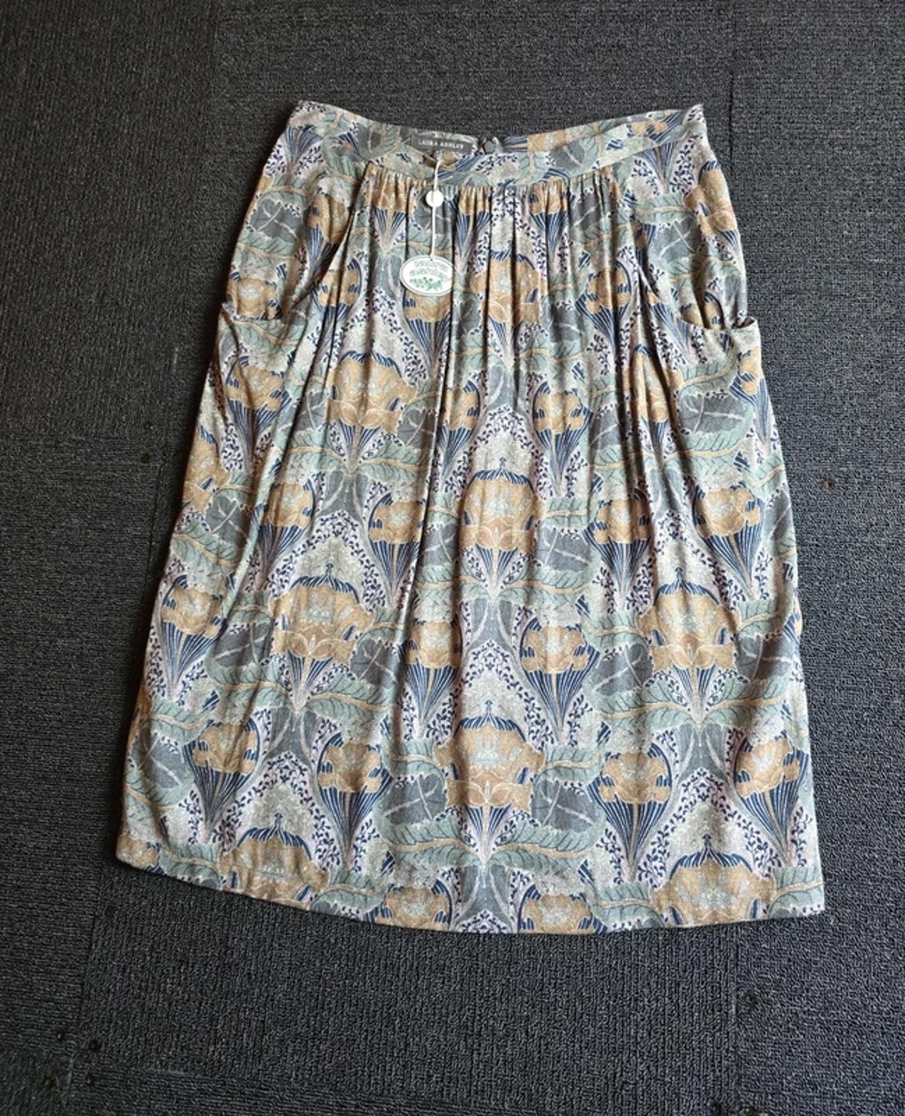 Laura Ashley Floral Skirt Green Grey Multicolour Size 12 Lined Pockets