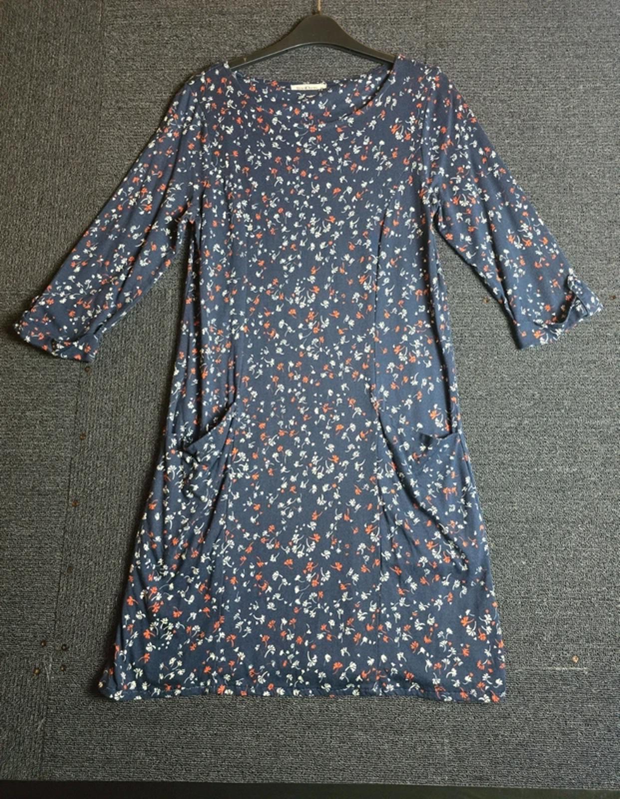 WoolOvers Navy Floral Knee Length Dress XS Size 6-8 Pockets Everyday