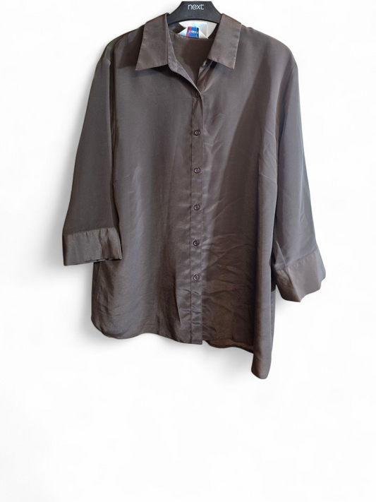 Damart Brown 3/4 Sleeve Collared Shirt | Size 18 UK | Relaxed Fit Button-Up