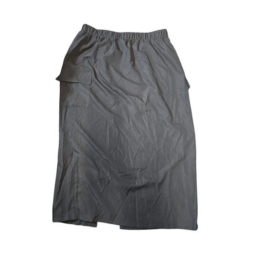 Shein Curve Black Cargo Maxi Skirt – Size 18/20 – Elastic Waist & Back Slit