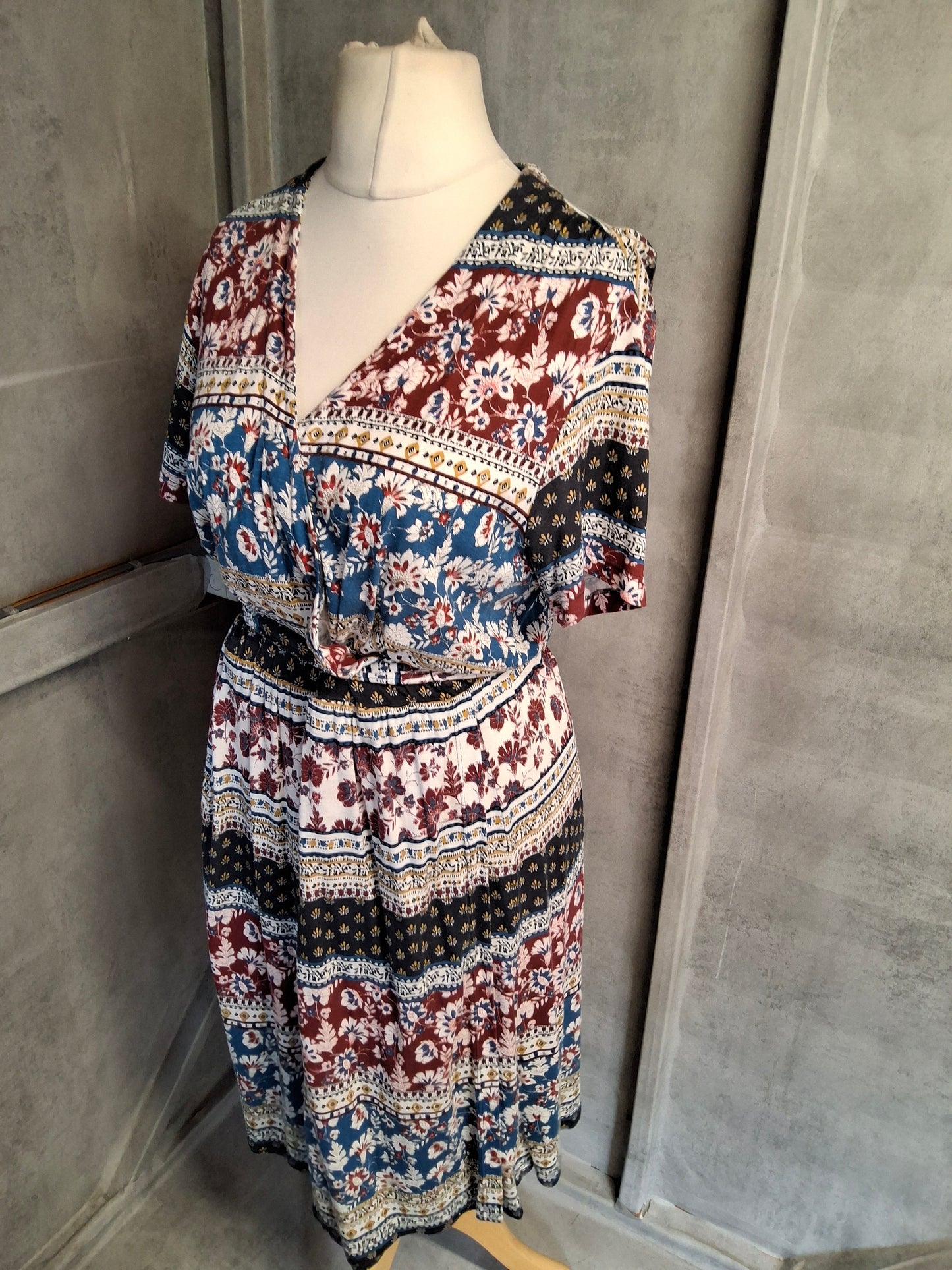 FatFace Mixed Floral Stripe Midi Dress – Size 14 – Boho Cool
