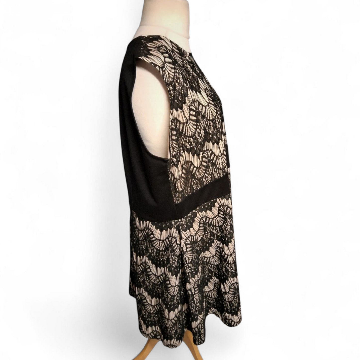 Simply Be Black & Nude Lace Midi Dress – Size 24 – Sleeveless Elegant Style