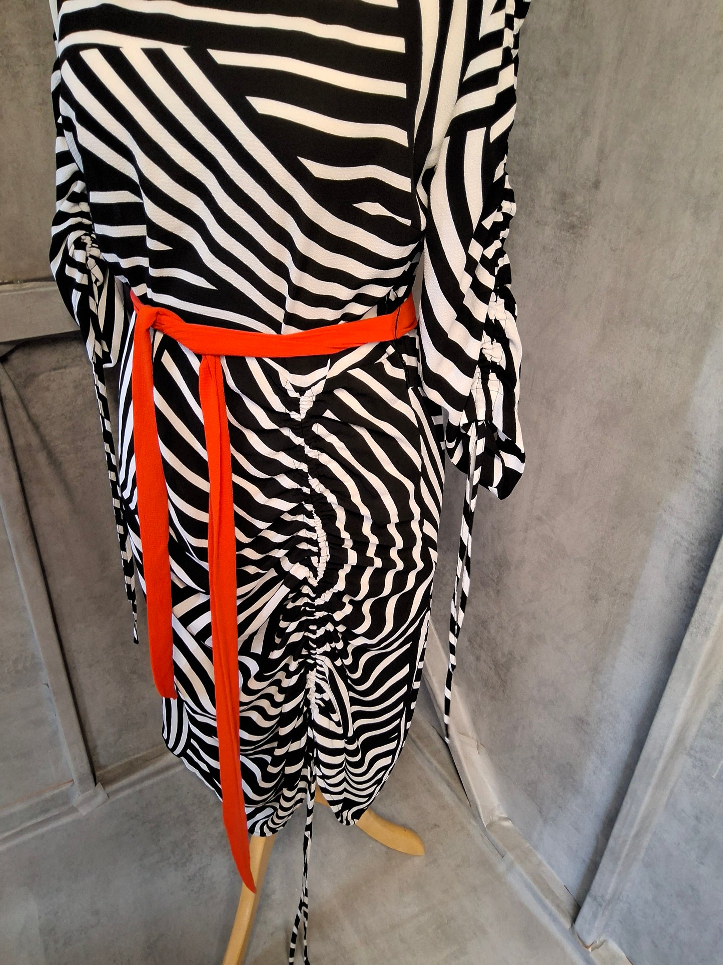 Studio by Preen Graphic Stripe Midi Dress – Size 12