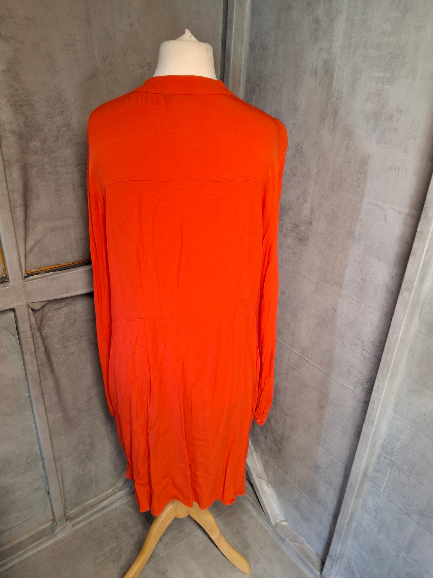F&F Red Viscose Midi Shirtdress – Size 20 (Fits size 18/20)