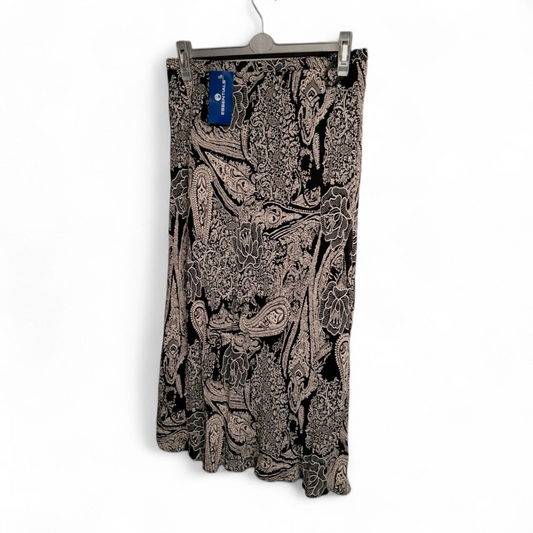 Essentials NWT Black & White Paisley Maxi Skirt – Size 14 – Boho Chic