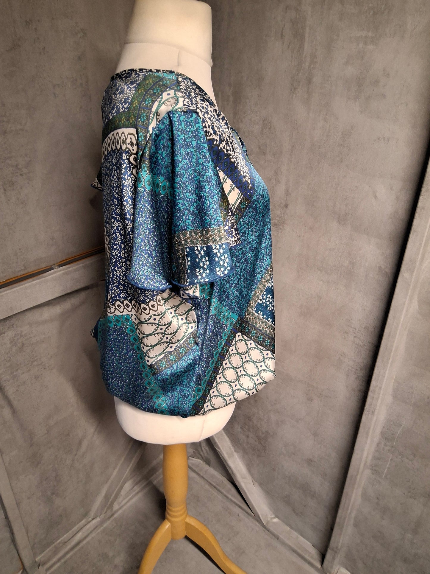 Wallis Blue Boho Patchwork Tie-Neck Top – Floaty & Flattering – Size L (UK size 14/16)