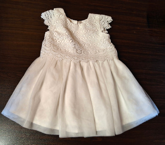 Primark White Lace & Tulle Dress – Girls 6–9 Months – Polyester
