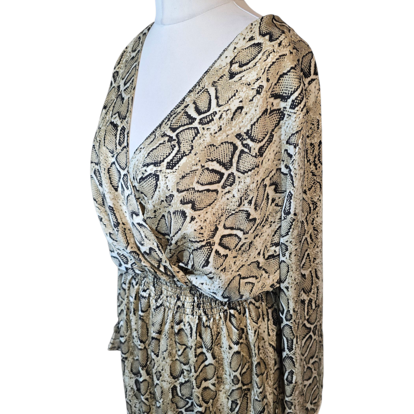 Cameo Rose Beige Snake Print Dress – Size 16 – Knee Length Statement