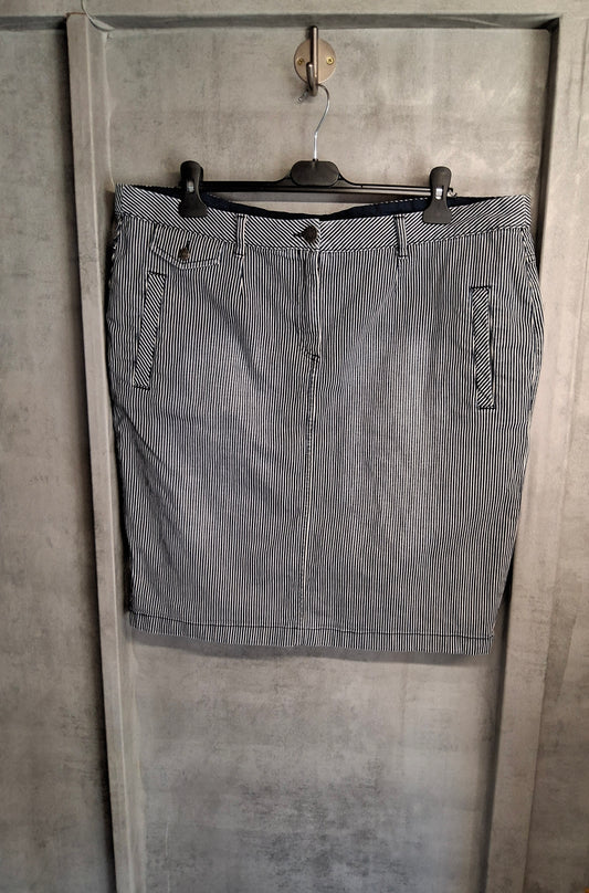 Per Una Navy & White Striped Denim Skirt – Size 20
