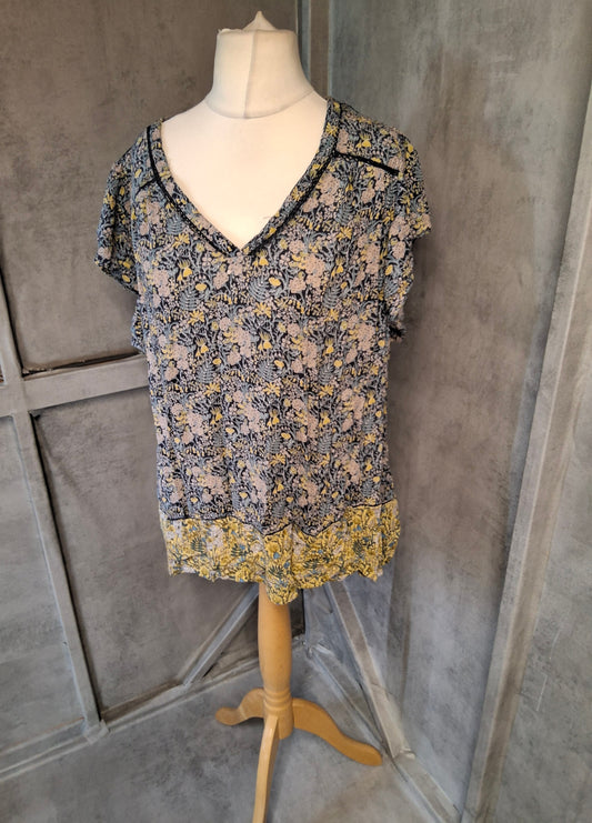 Next Navy & Yellow Floral Blouse – Size 18, 100% Viscose, Boho Vibes & Breezy Feels