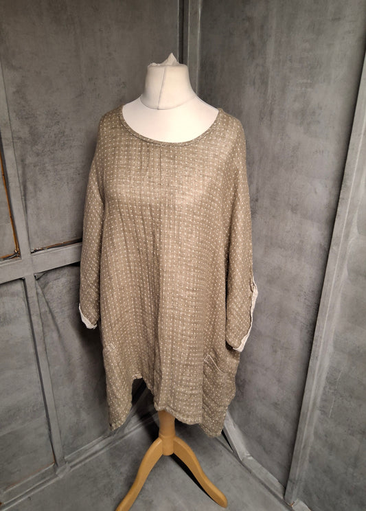 Box2 Linen Oversized Tunic Dress – One Size (Best Fits 16–20+) – For When You Want to Breathe and Snack Freely