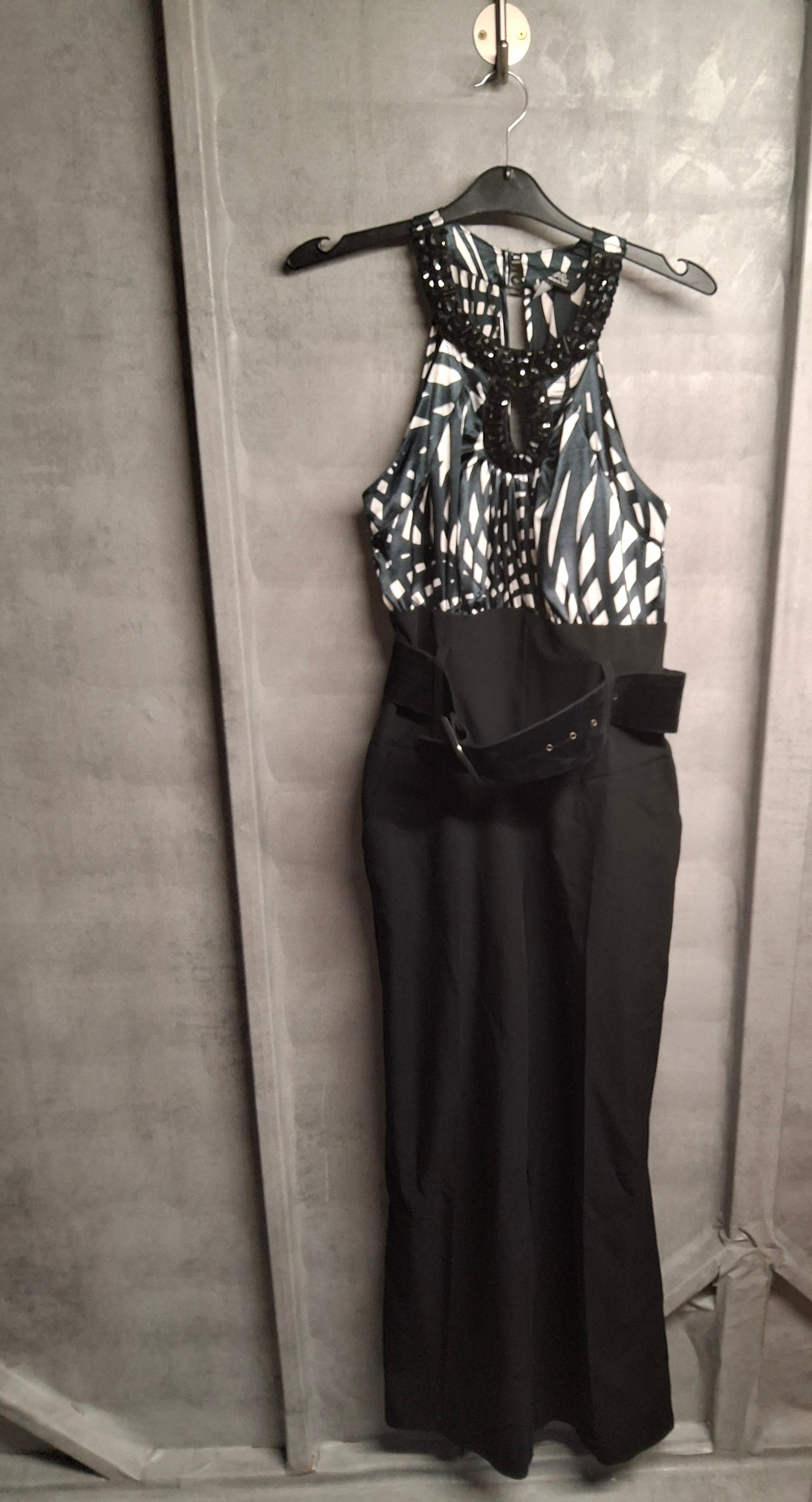 Julien Macdonald Black & White Halterneck Jumpsuit – Size 10