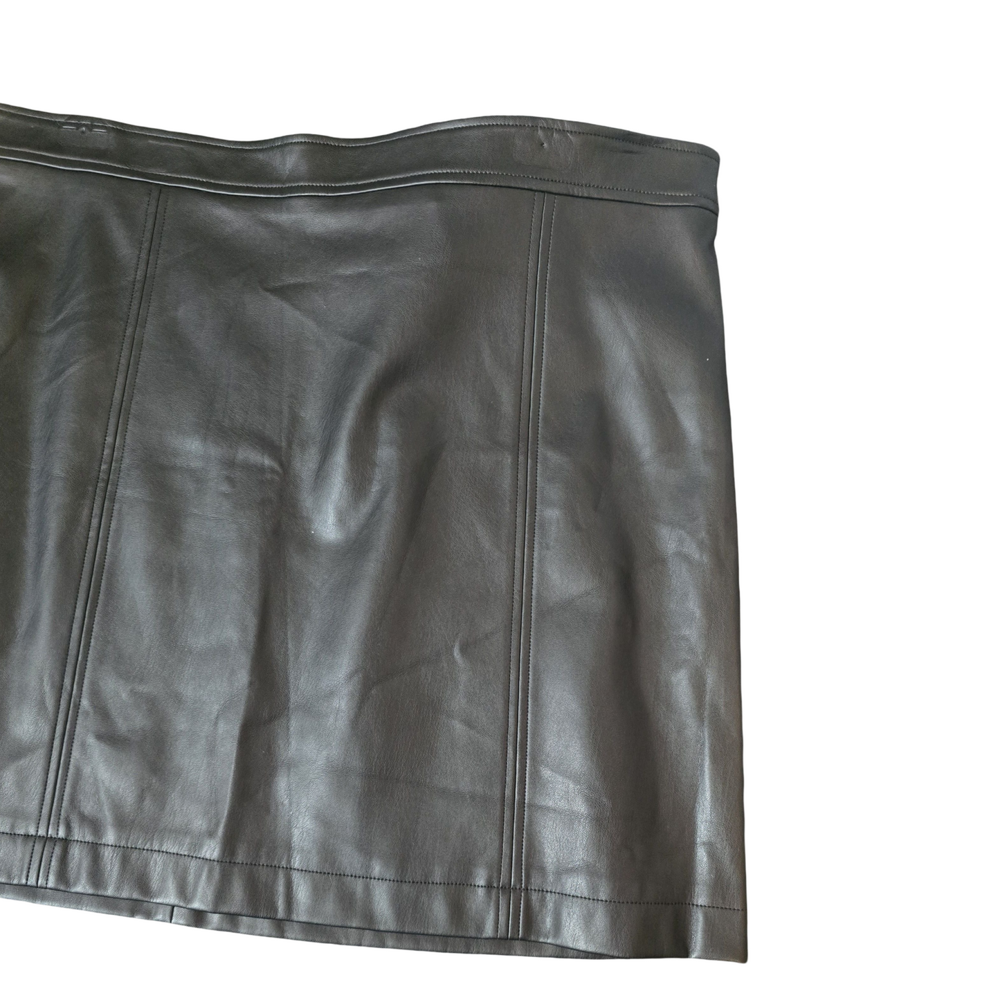 M&Co Black Faux Leather Mini Skirt – Size 20 – NWT