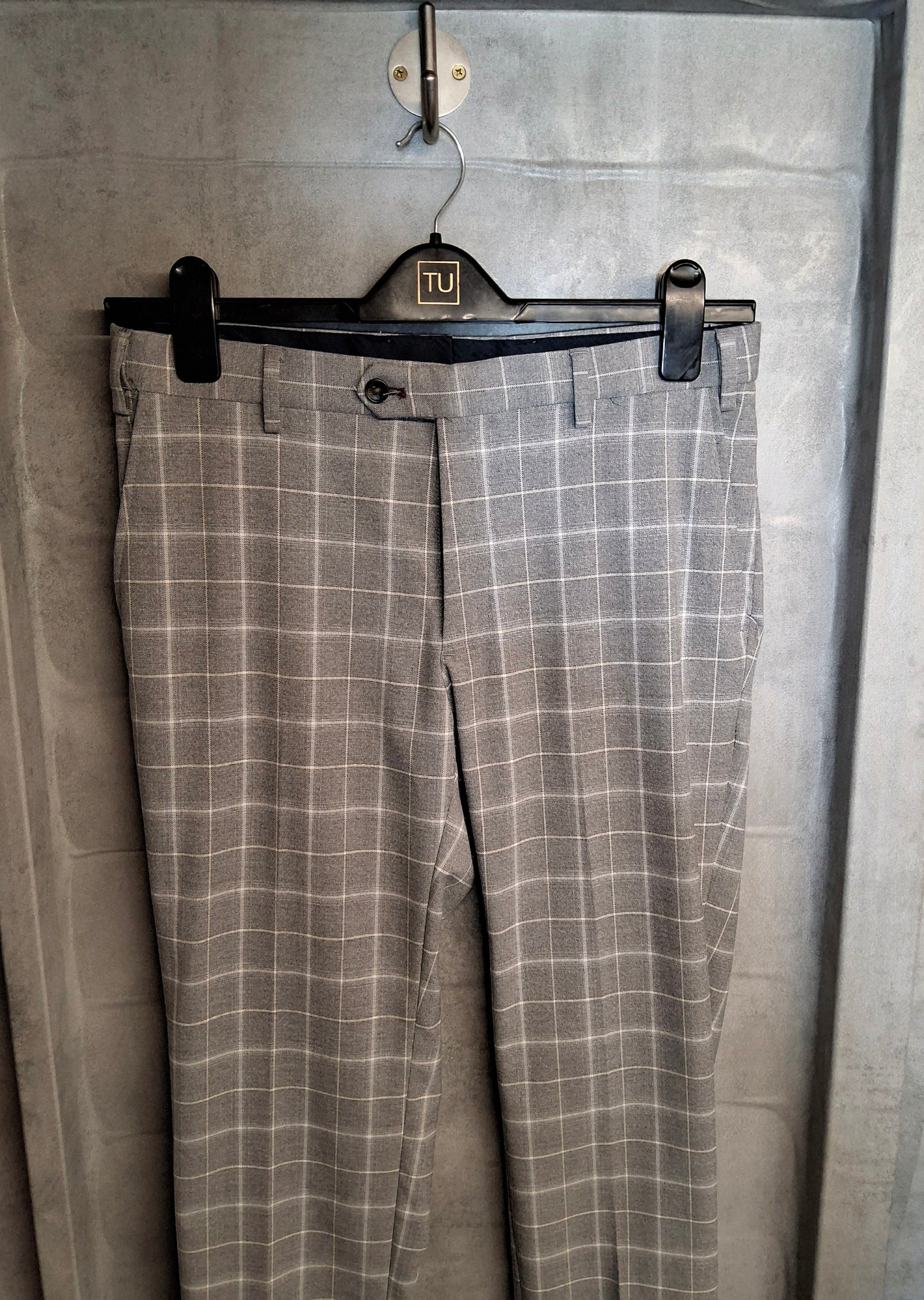 Next Men’s Grey Check Tailored Trousers – Slim Leg – W30