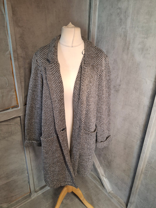 Matalan Black & Grey Midi Blazer Jacket – Size 18
