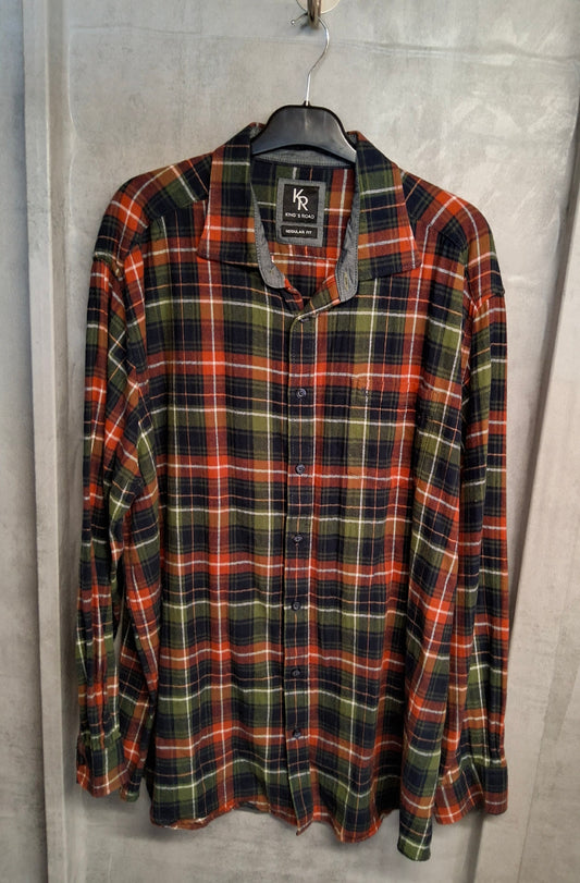 King’s Road Navy, Red & Green Checked Shirt – Men’s 2XL – 100% Cotton