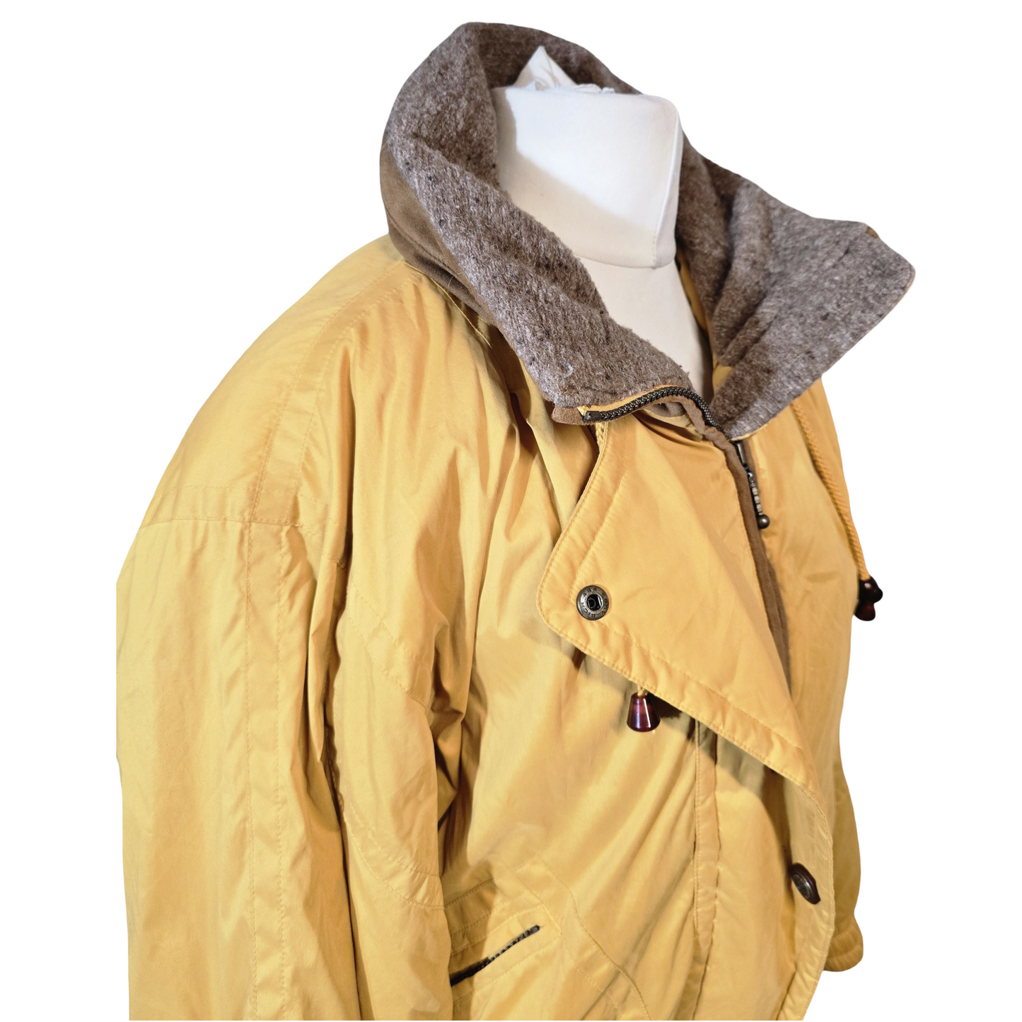 SunIce Yellow Winter Jacket – Fleeced Collar, Foldaway Hood & Thermal Insulation – Size 10