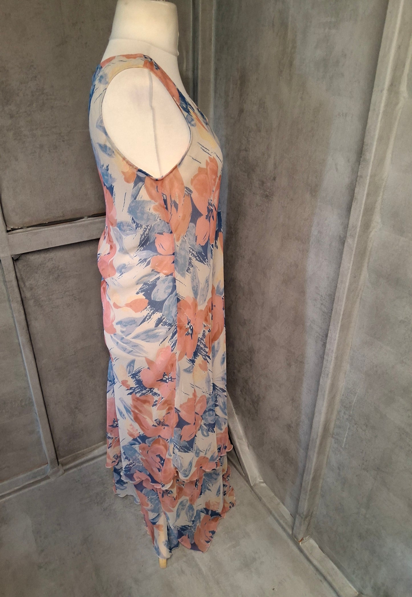 Aldini Floral Layered Maxi Dress – Size 12 Sleeveless Summer Style