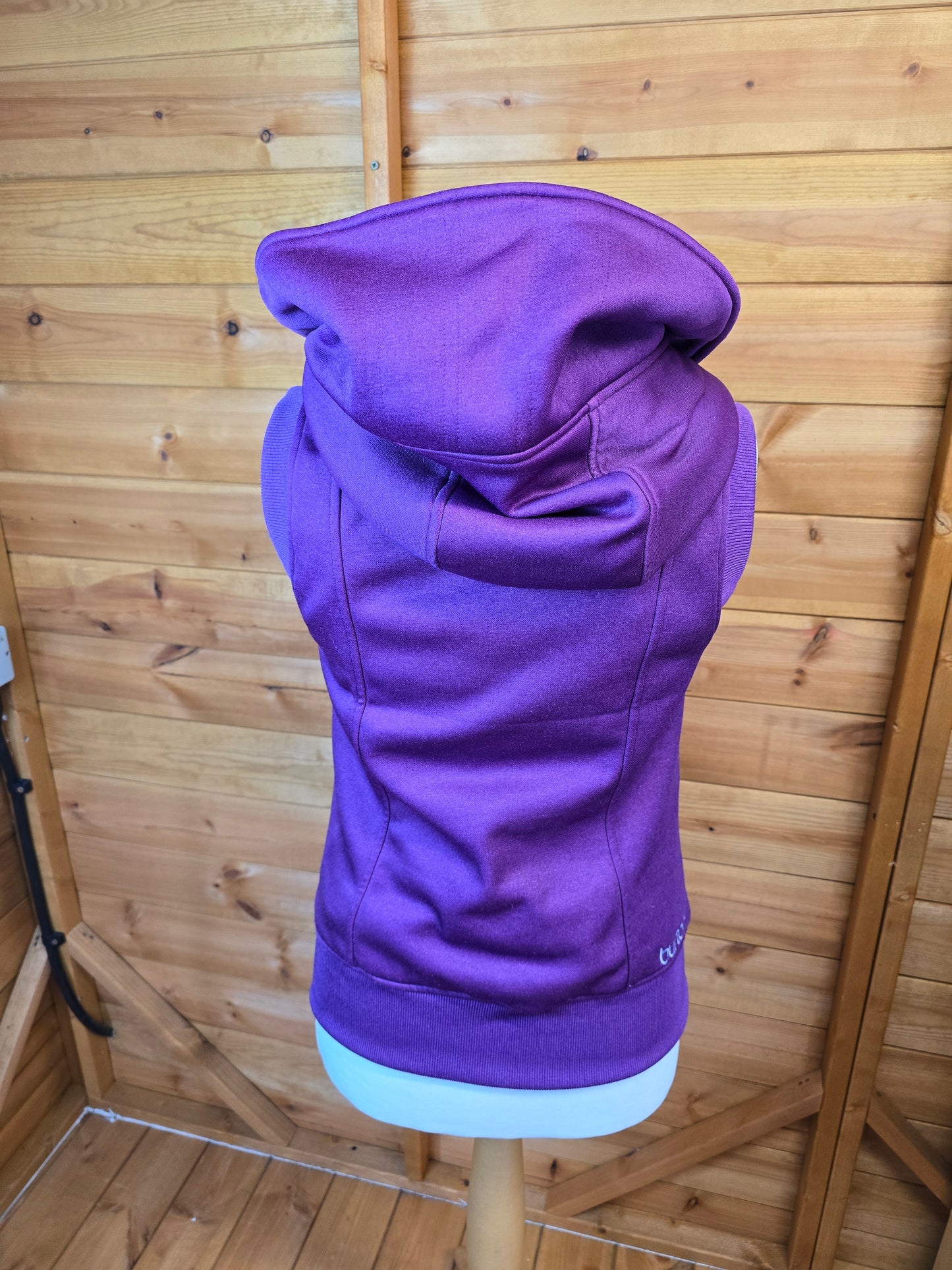 Burton purple hooded sleeveless gillet pockets size Small size 8/10