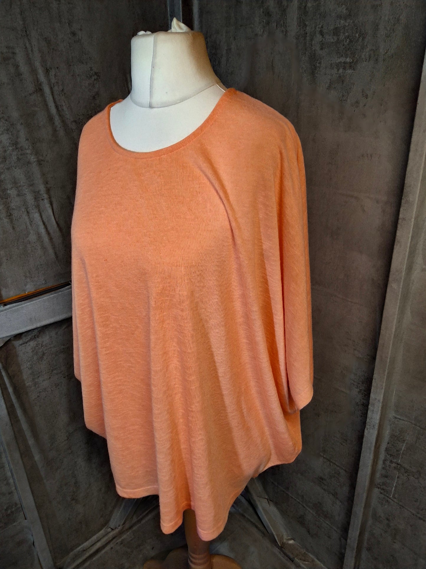 Matalan Coral Oversized Top with Lace Back – Size 20
