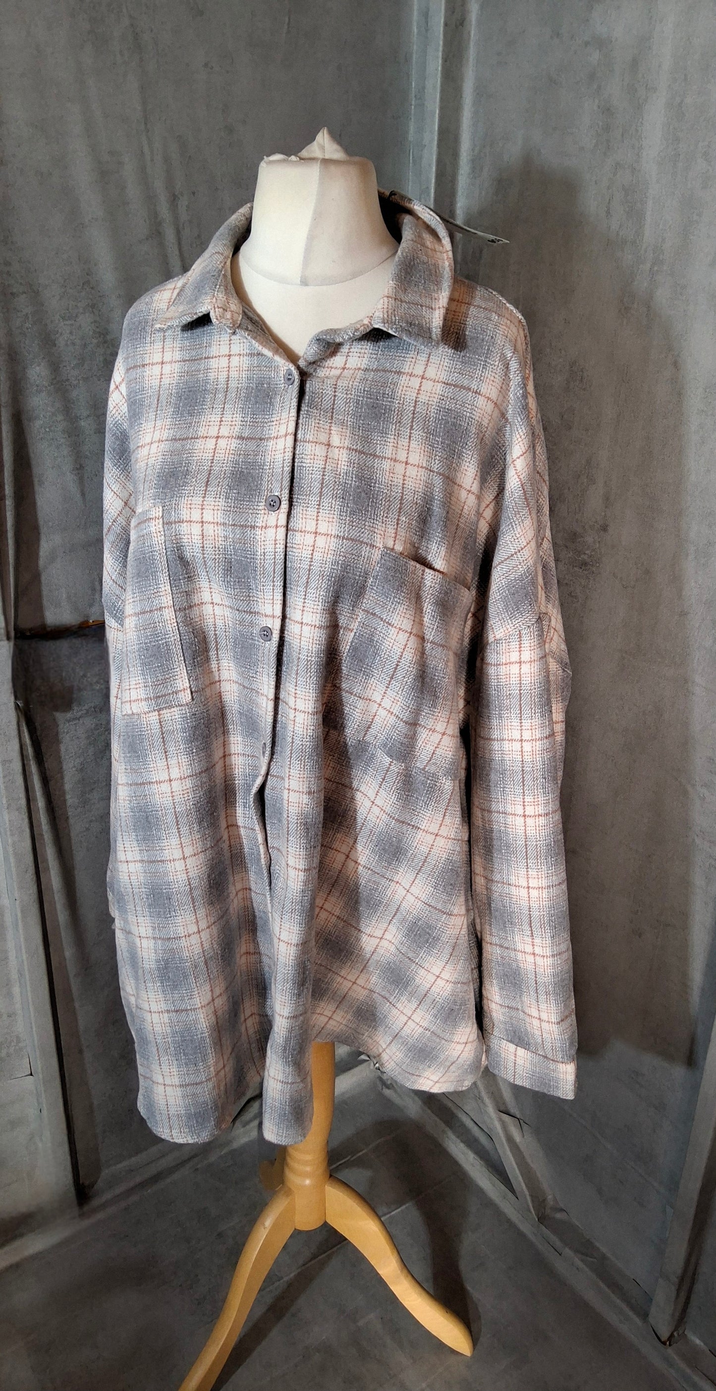 Boohoo Grey & Orange Checked Oversized Shirt – Size 14 – NWT