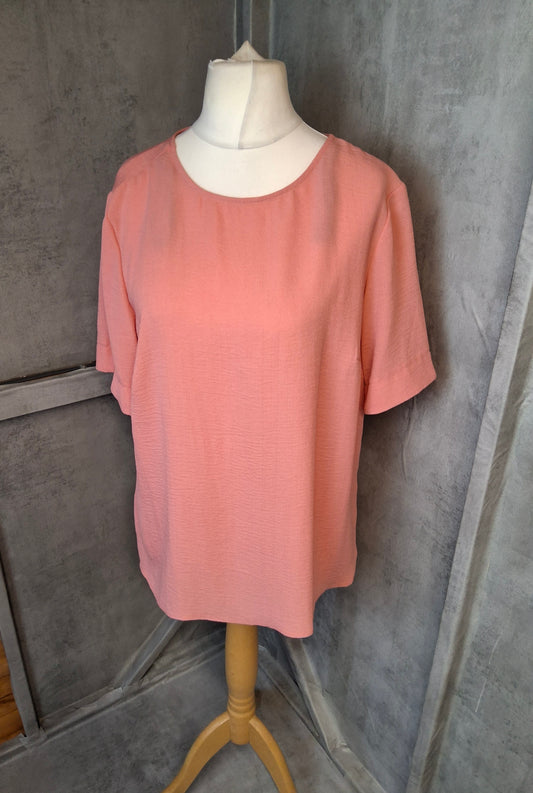 Primark Coral Pink Lightweight Short Sleeve Blouse – Size 16
