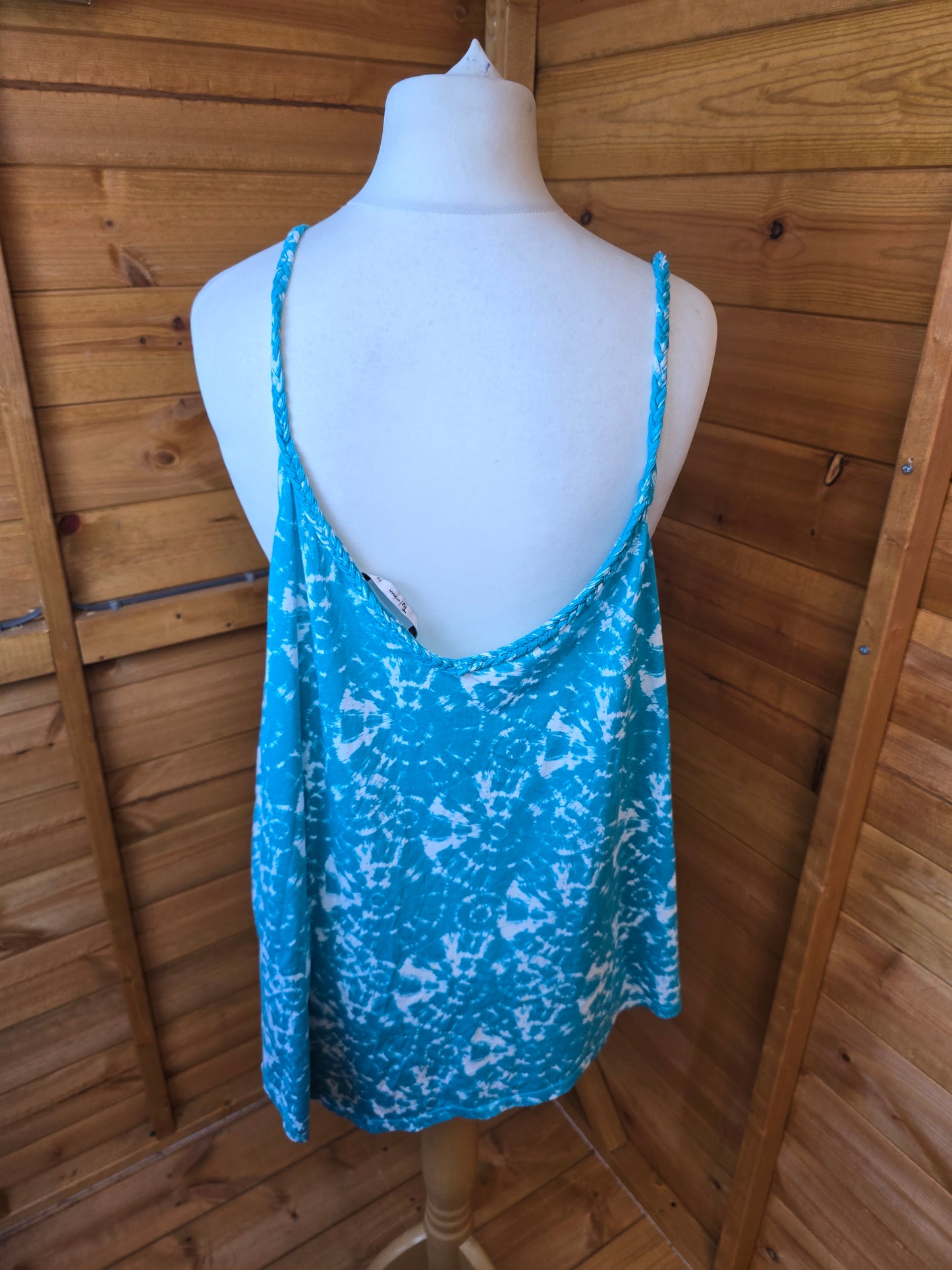 Tu Blue & White Printed Camisole Top Size 26 | 100% Cotton | Braided Straps | Pointed Hem