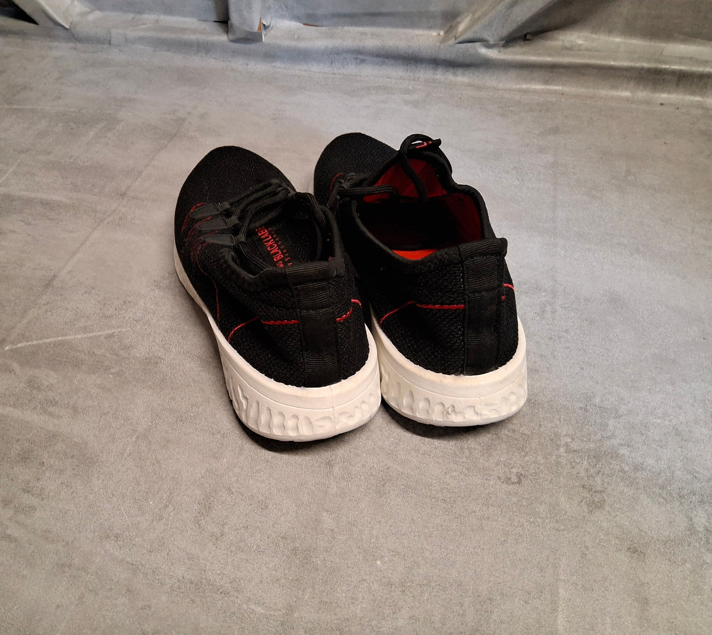Crosshatch Black Label Trainers – Boys’ Size 5
