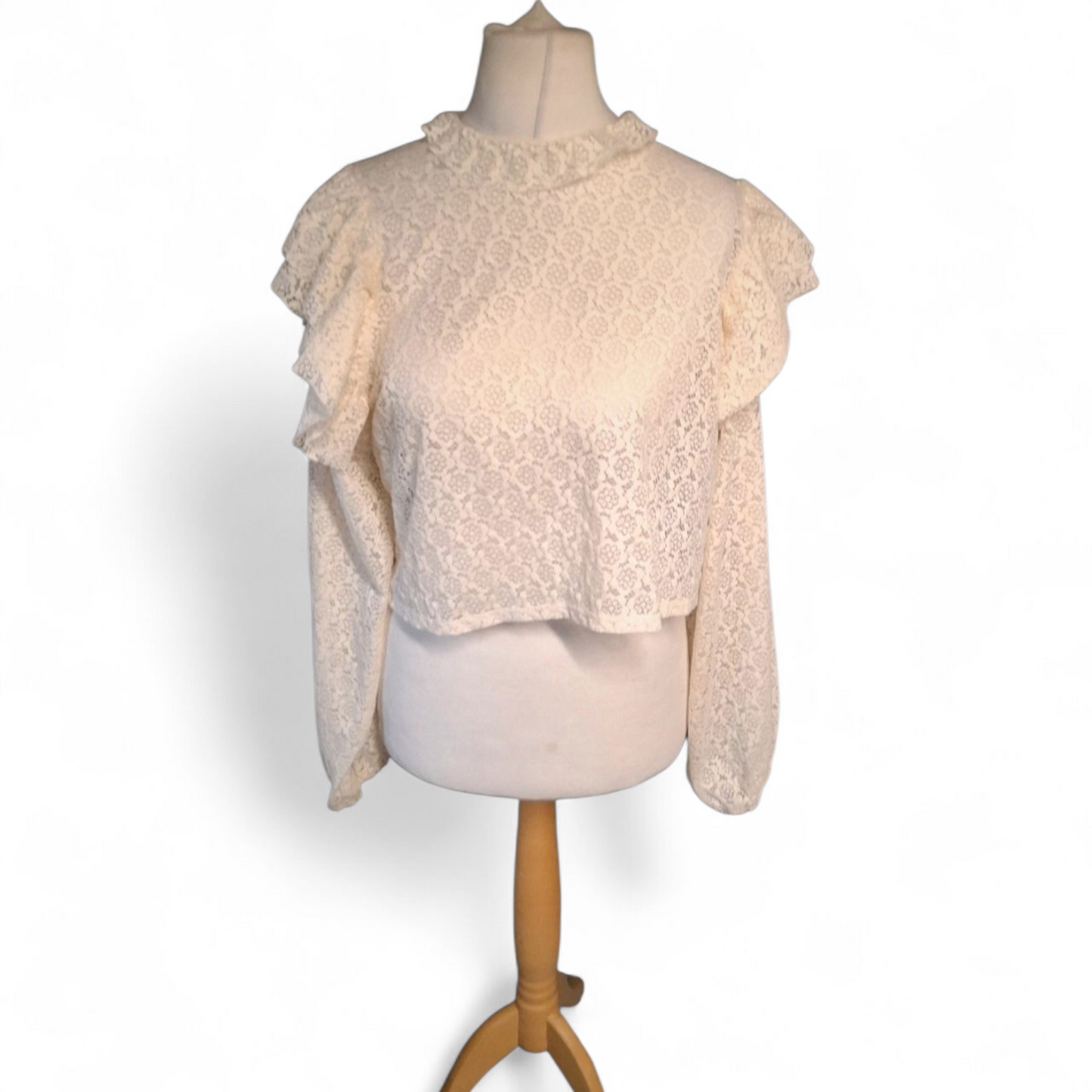 Zara Cream Lace Frill Long Sleeve Top – Size M (UK size 10/12) – NWT