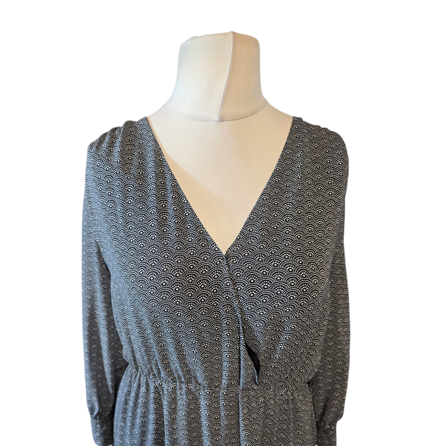 H&M Black & White Patterned Dress – Sheer 3/4 Sleeves, Elasticated Waist – Euro 42 / UK 14