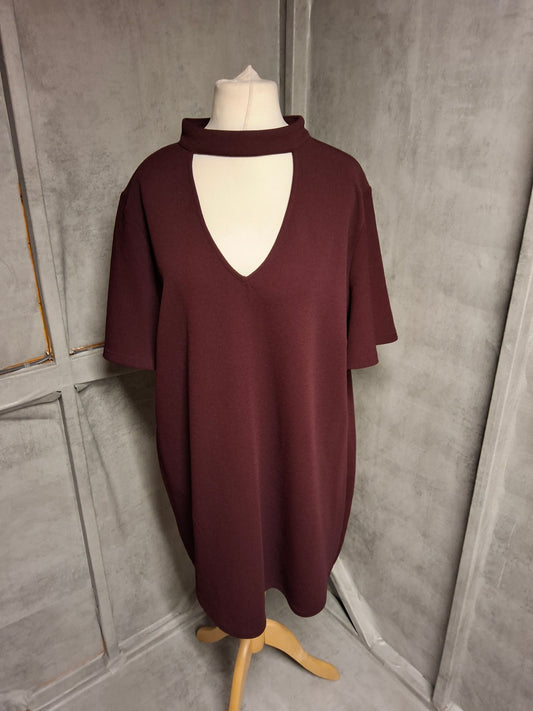 F&F Burgundy Choker Neck Tunic Dress – Size 20
