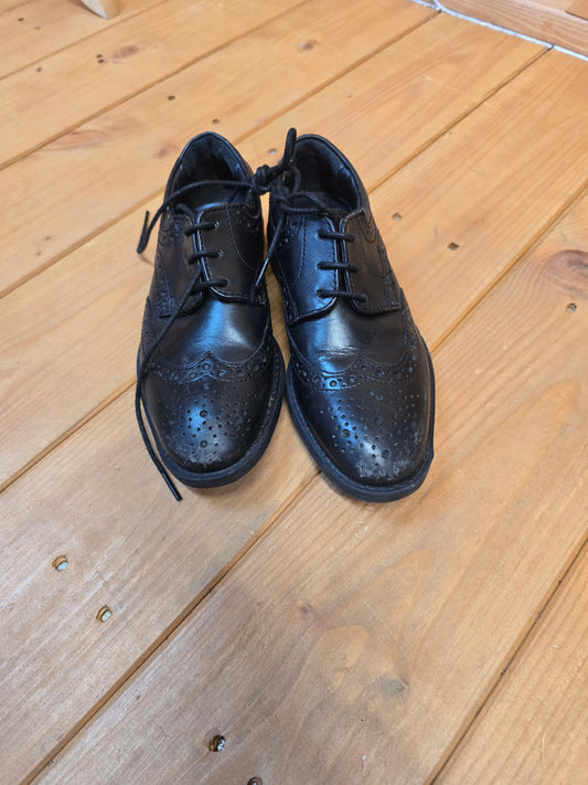 Next Girls Black Lace-Up School Shoes Size 10 – Classic Style, Minor Scuffs, Everyday Uniform