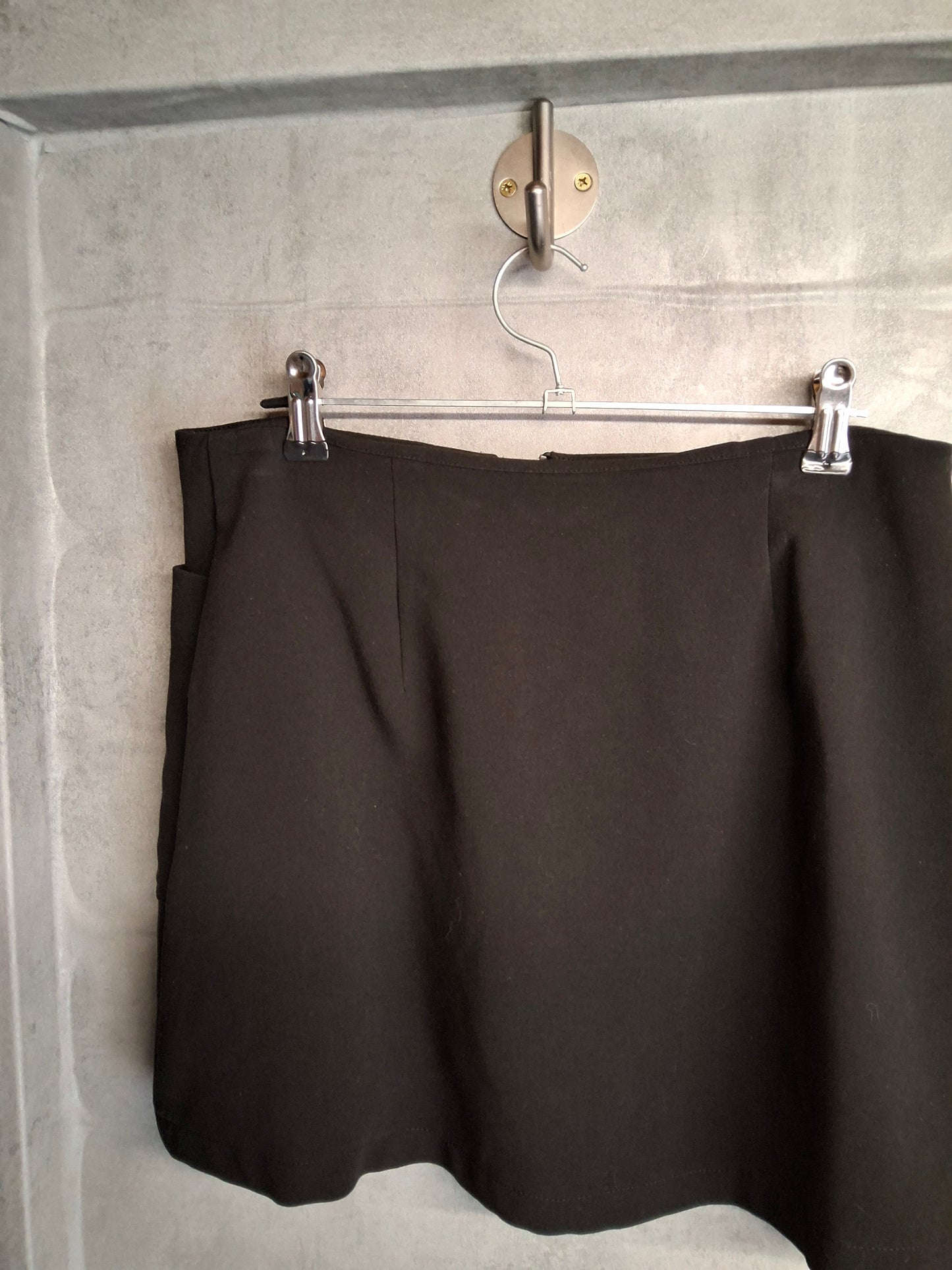 Miss Selfridge Black Mini Skirt – Size 10 – Zip Front & Pockets