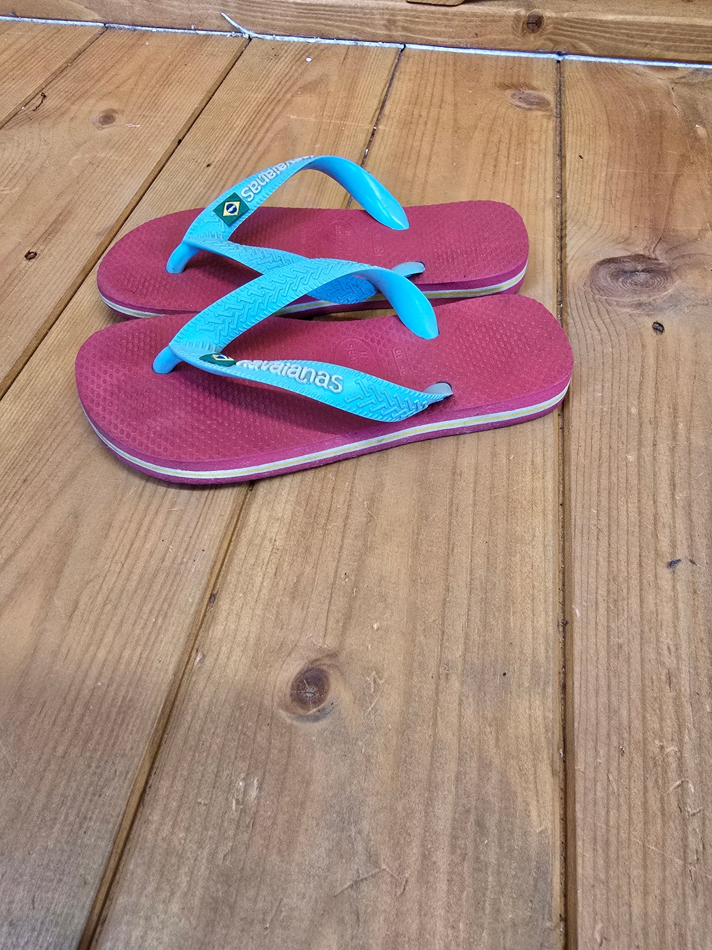 Havaianas Kids Flip Flops Size 12.5/13 – Mint Green & Pink, Comfy Fit, Durable, Light Marks