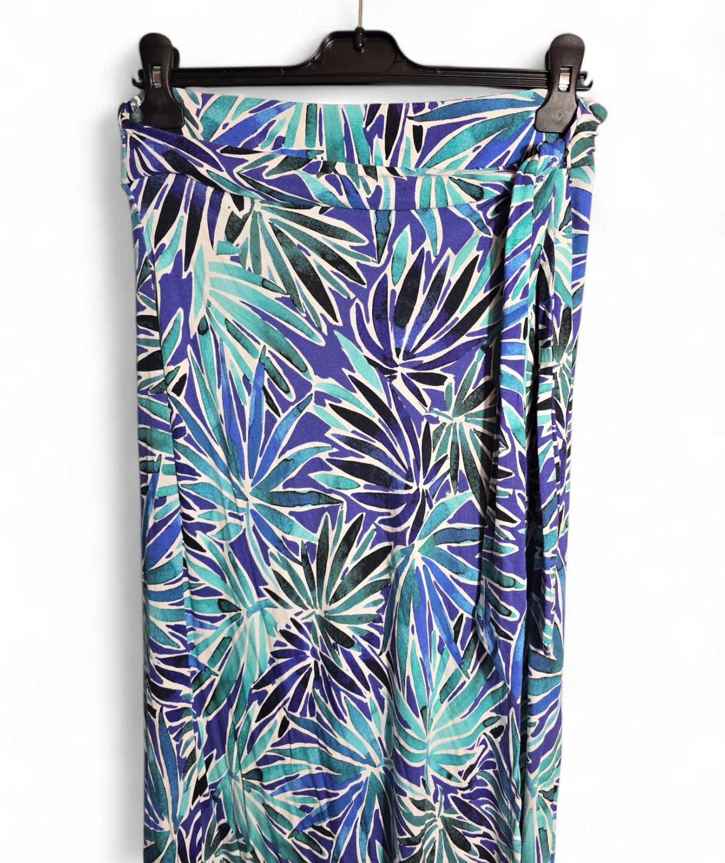 Antibes Blanc Green, Blue & Black Floral Bodycon Wrap Maxi Skirt Size M (Fits 10/12) – Elasticated Waist, Slit Front