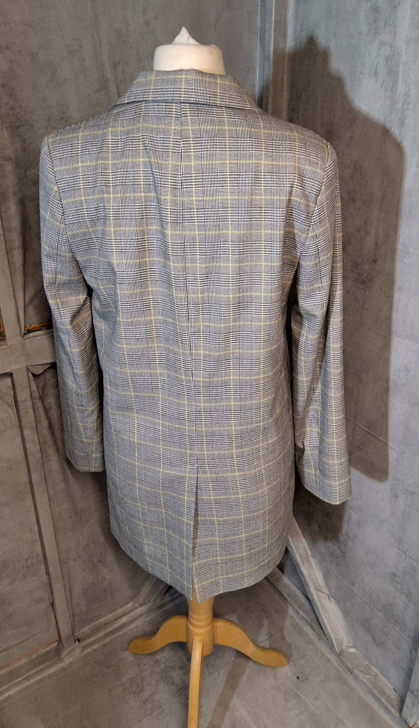 M&S Grey & Yellow Check Oversized Midi Blazer – Size 10