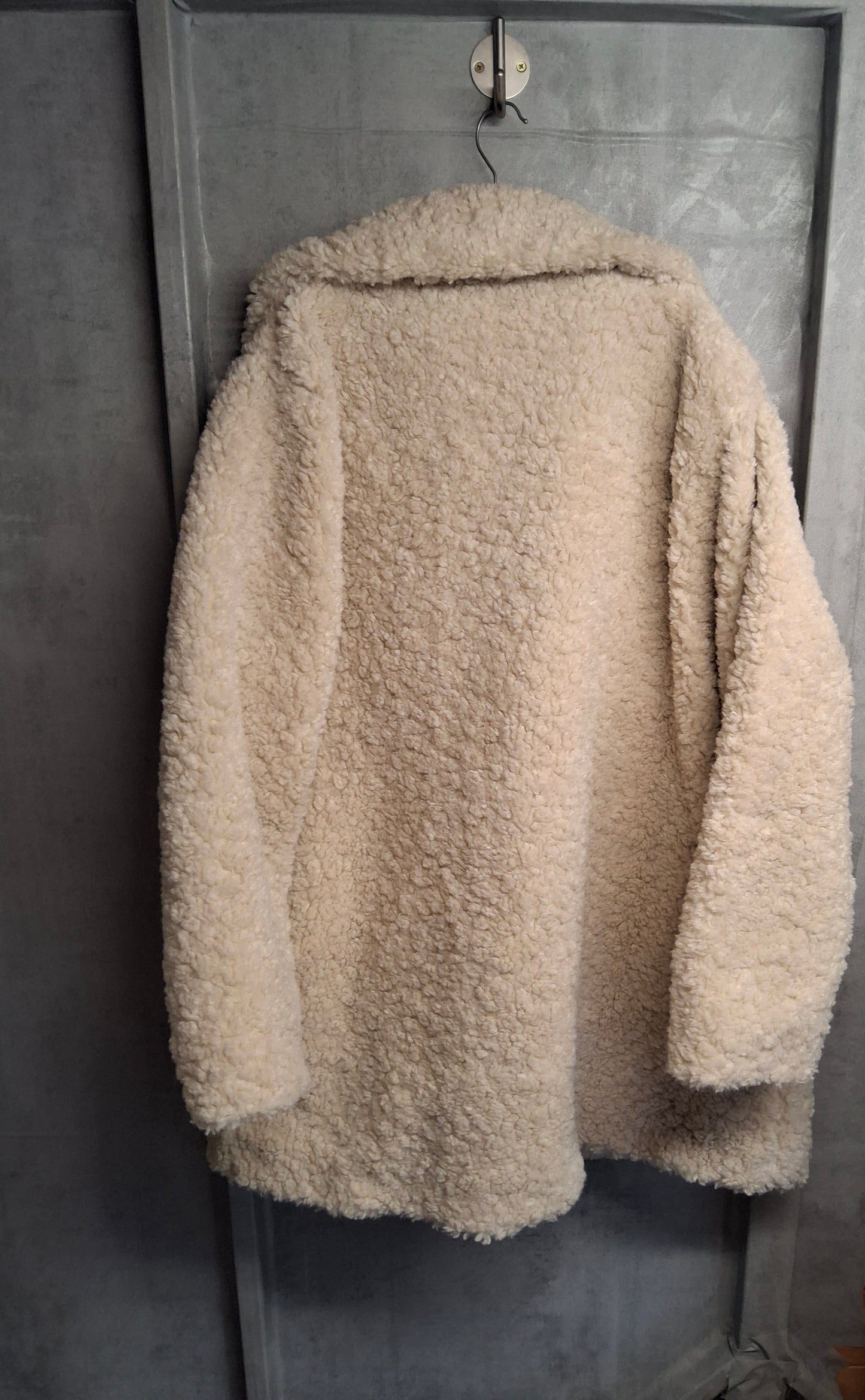 F&F Beige/Cream Teddy Bear Oversized Jacket – Size 16/18 – Cosy Lined