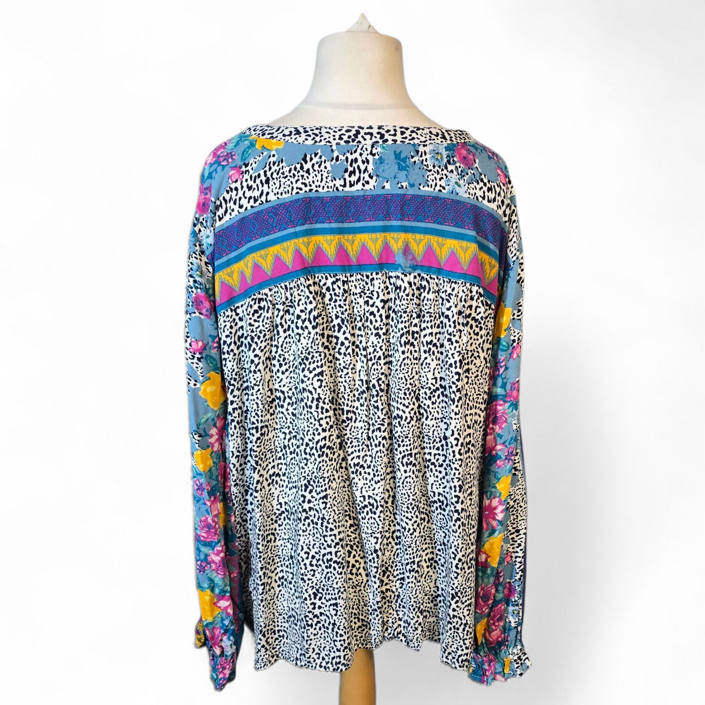Tu Multicoloured Floral & Animal Print Blouse – Size 22