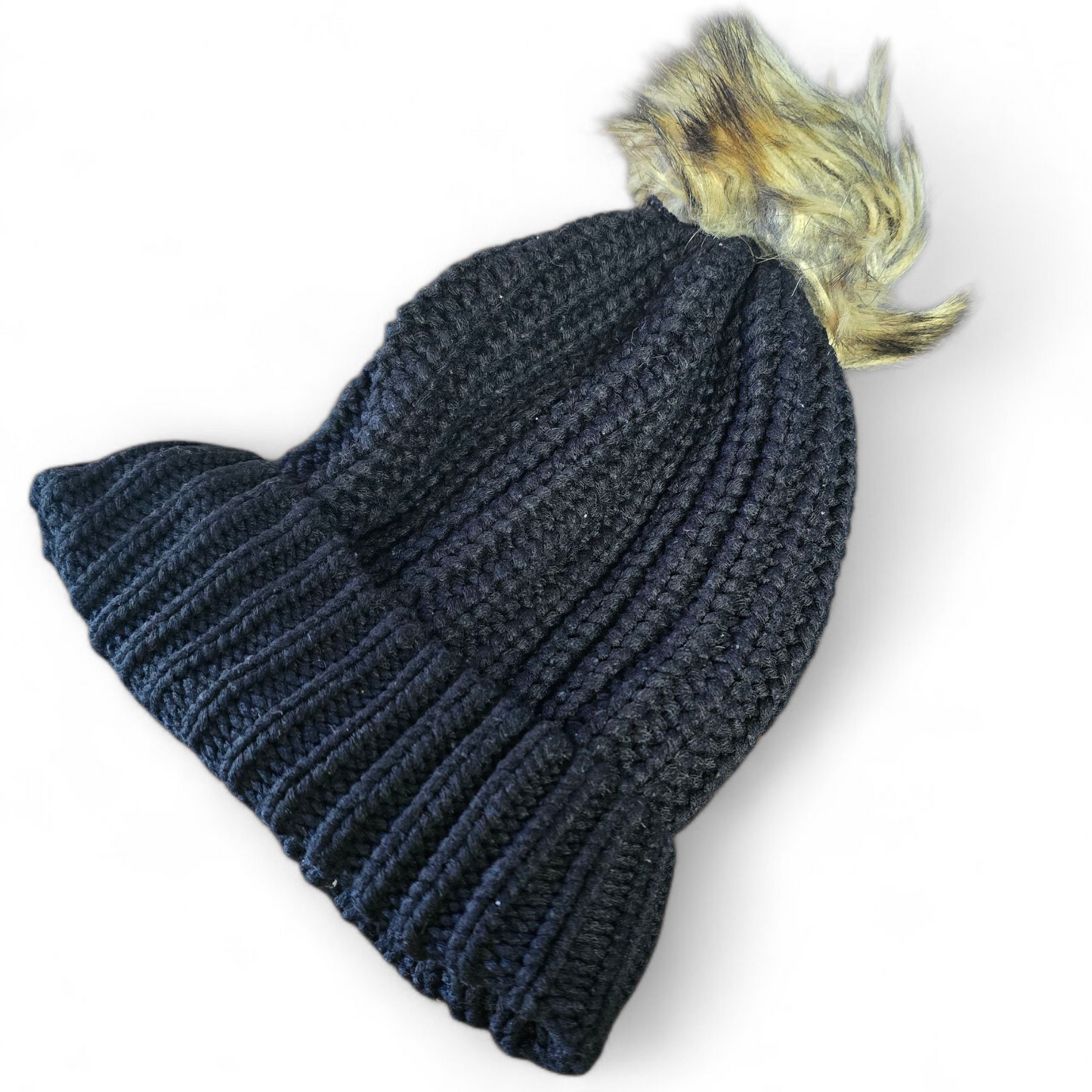 Primark Black Knitted Winter Hat with Faux Fur Pom-Pom – One Size Ladies
