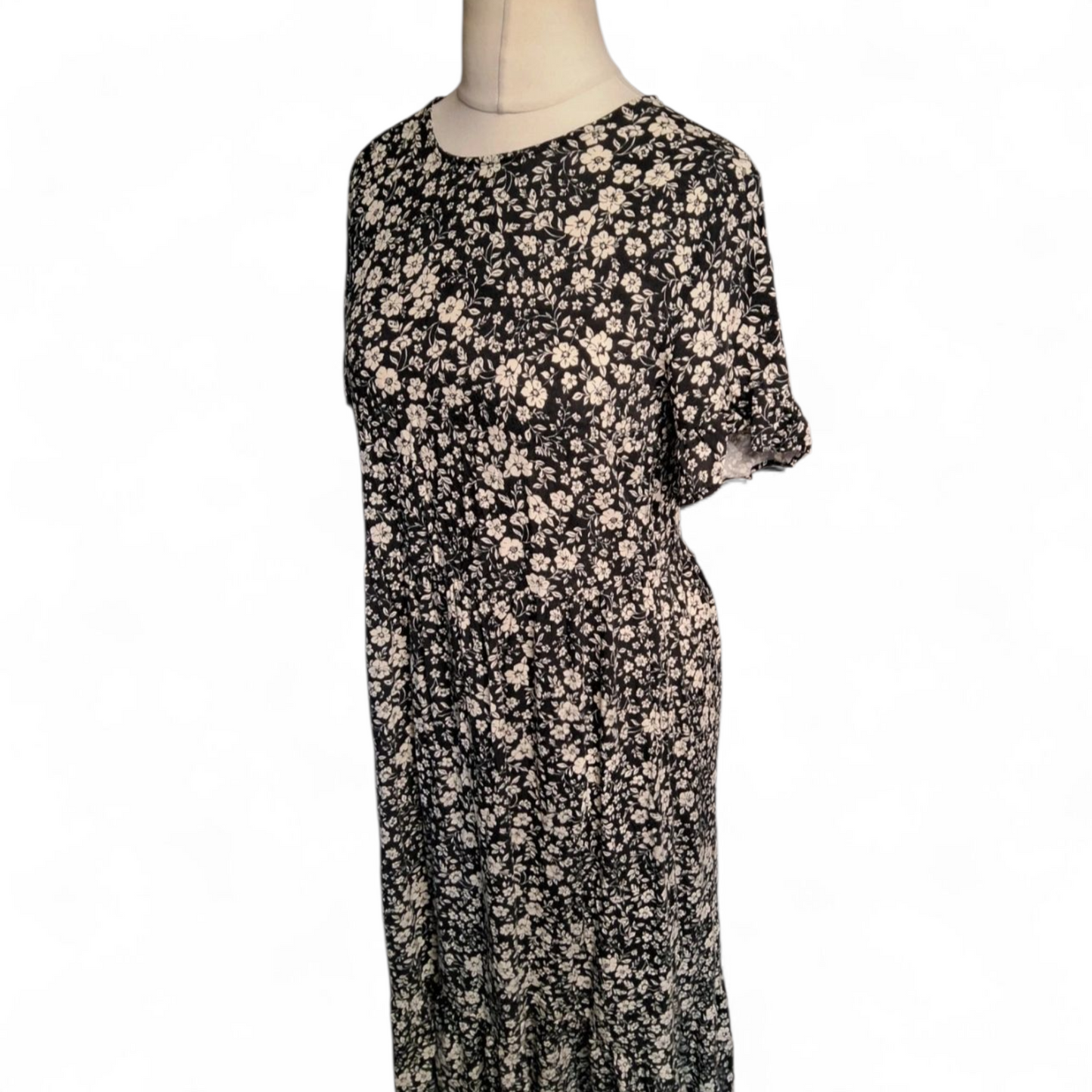 Next Black & White Floral Midi Dress – Size 12 – Viscose