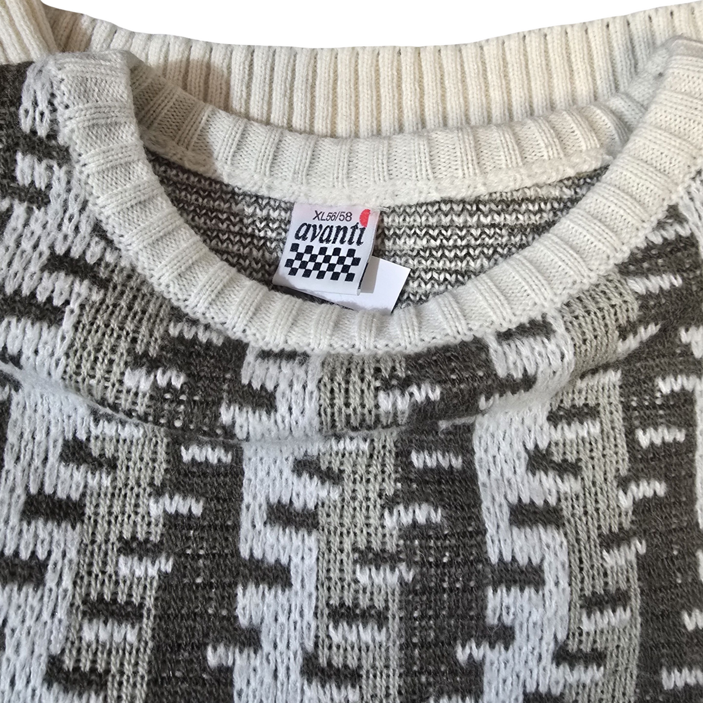 Vintage Avanti Grey White Beige Knit Jumper – Men’s Relaxed Fit – Retro Style