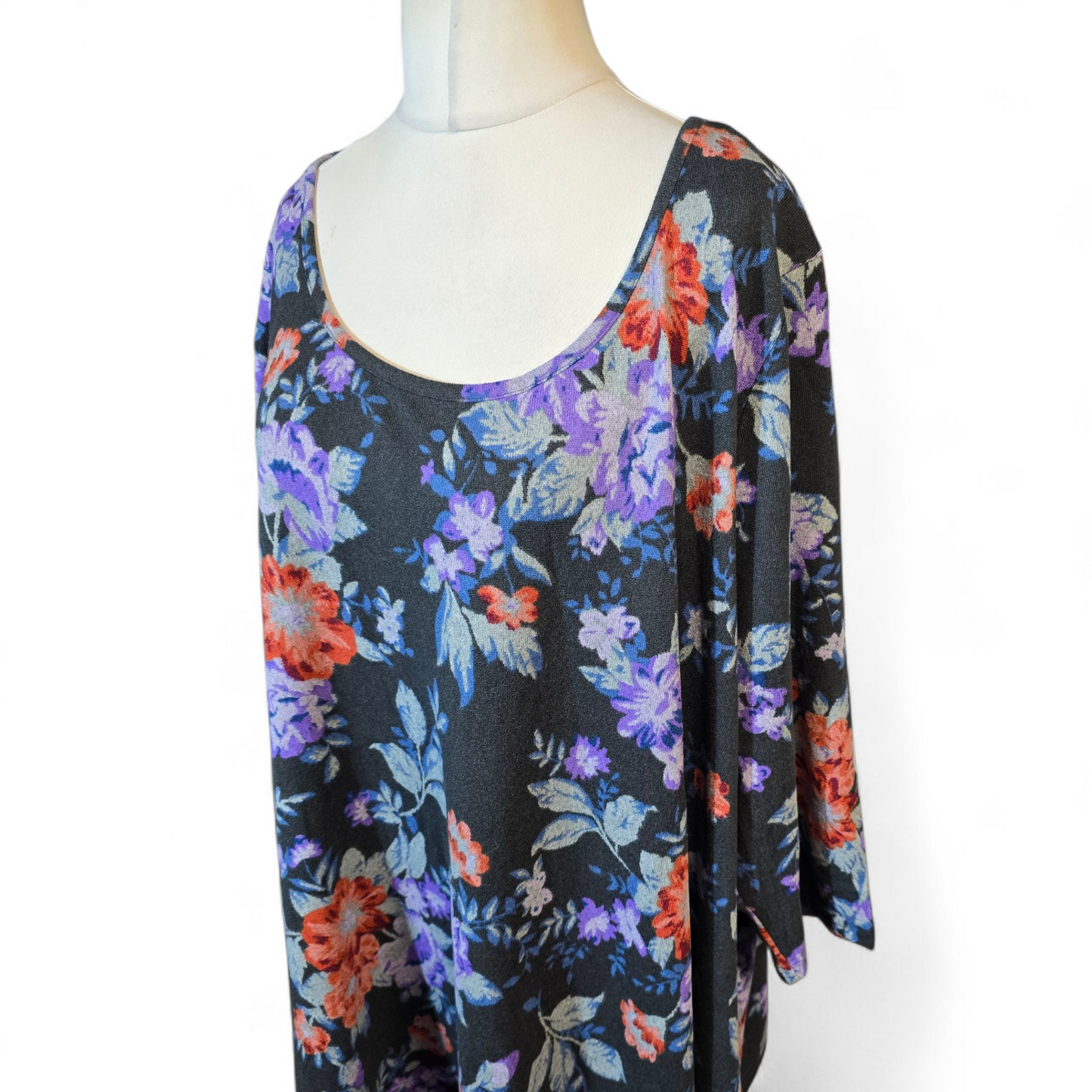 Evans/Yours? Multicoloured Floral Longline Jumper – Size 30/32