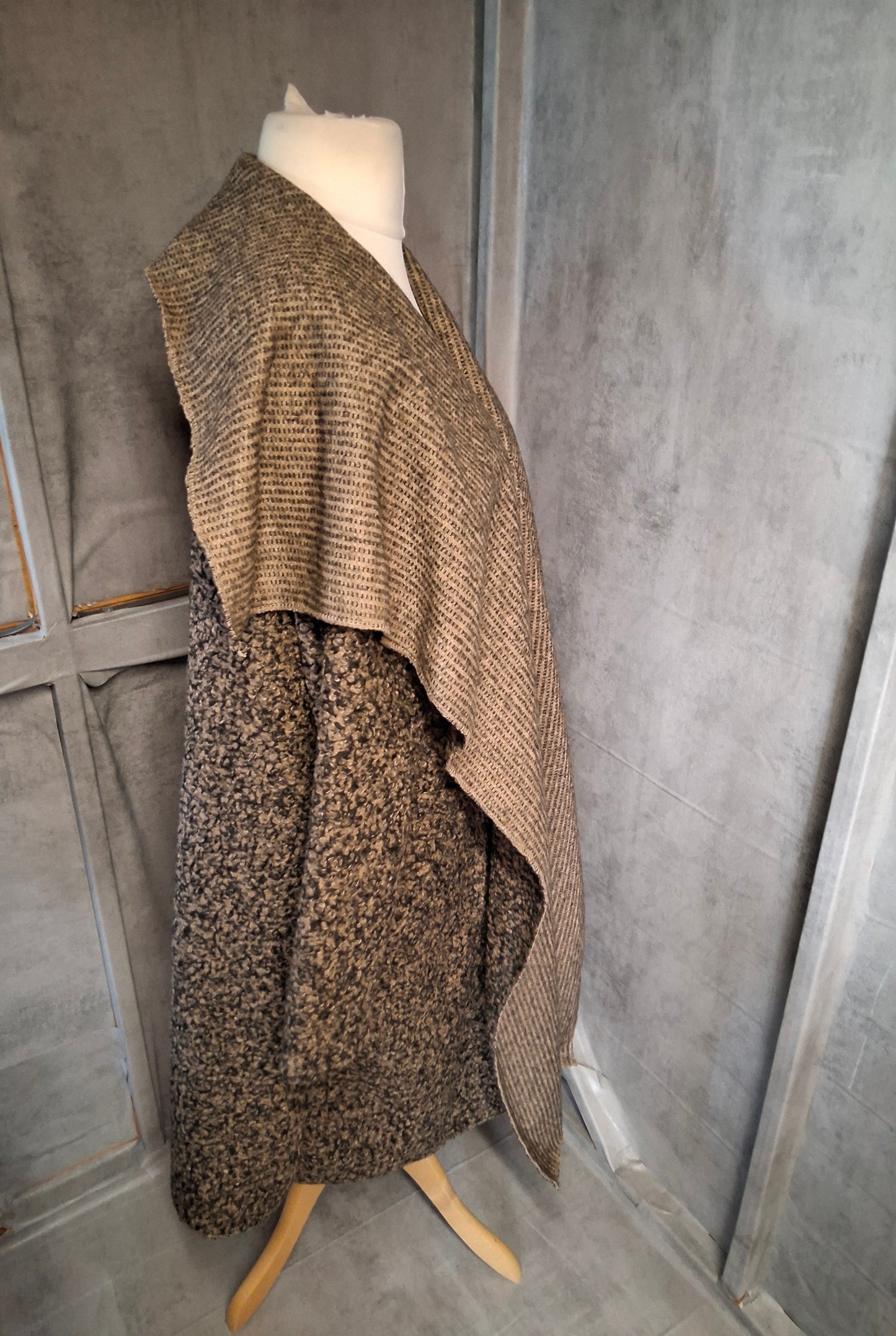 Made in Italy Diverse Brown & Black Knit Open Midi Wrap Cardigan Coat – One Size