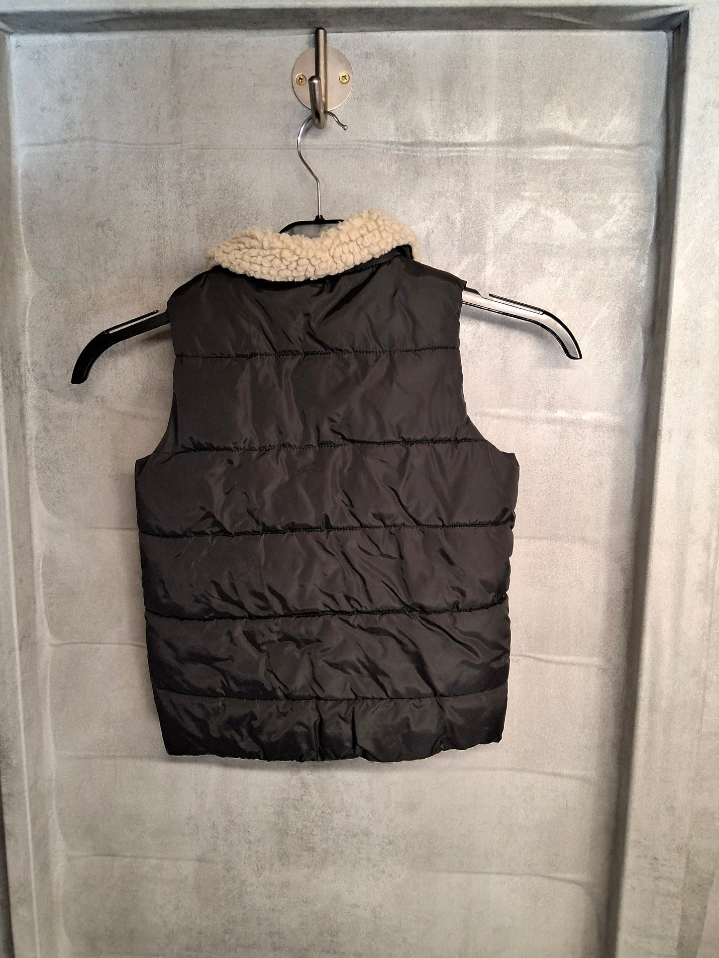 Next Boys Black Gilet with Sheepskin Collar – Age 3-4 Years