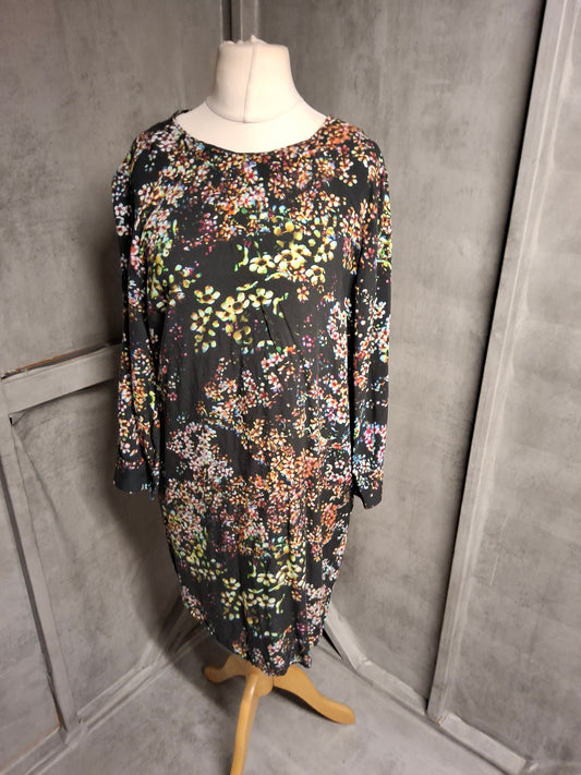 & Other Stories Floral Mini Dress – Size 10 – ¾ Sleeves – Keyhole Back – Black with Colourful Print
