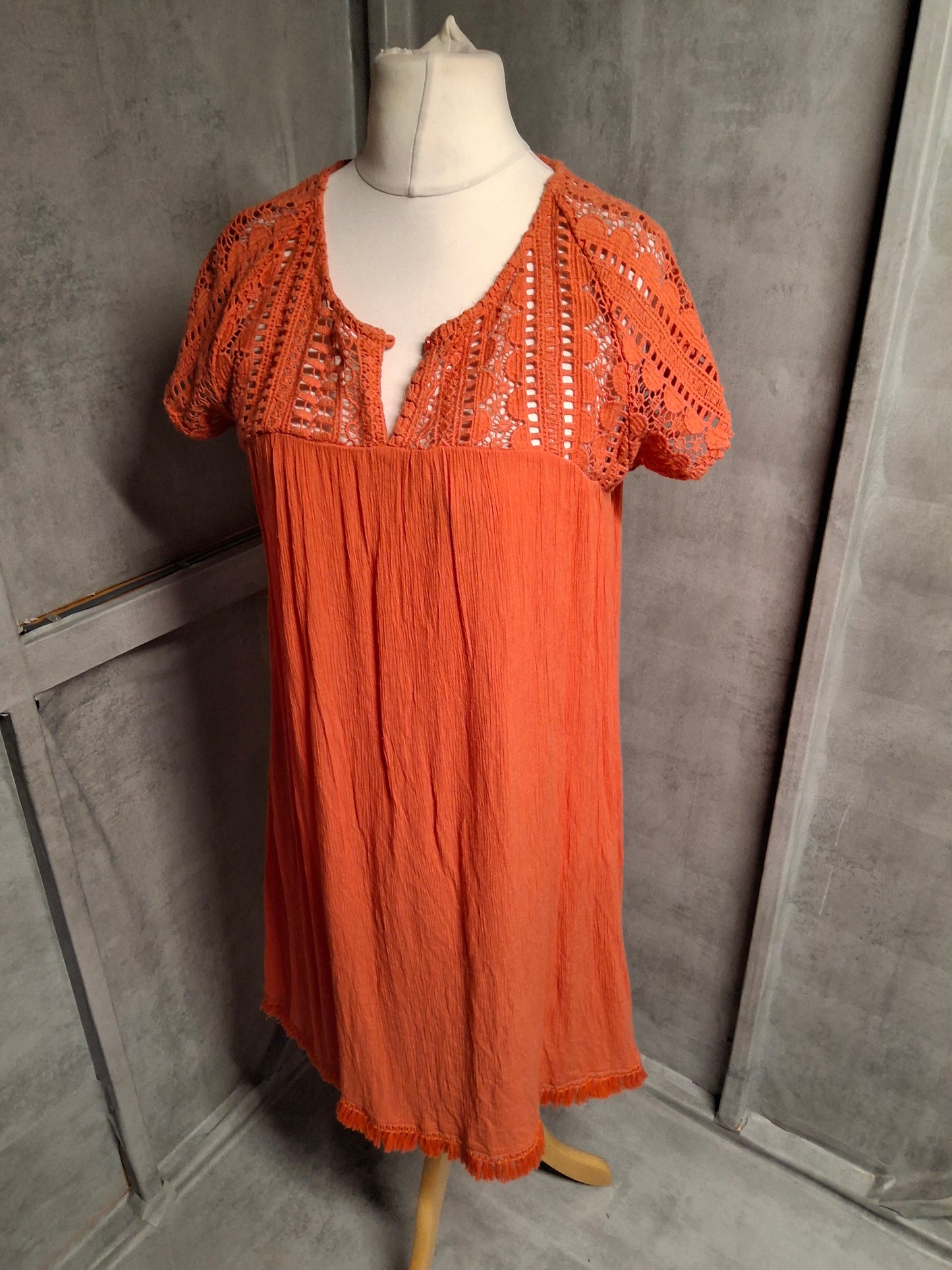 Next Coral Crochet Detail Crinkle Dress – Size 12 – Lightweight Knee-Length Summer Style
