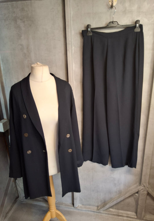 Wallis Petite Navy Blazer & Flared Trouser Suit – Size 14 – Elegant Set