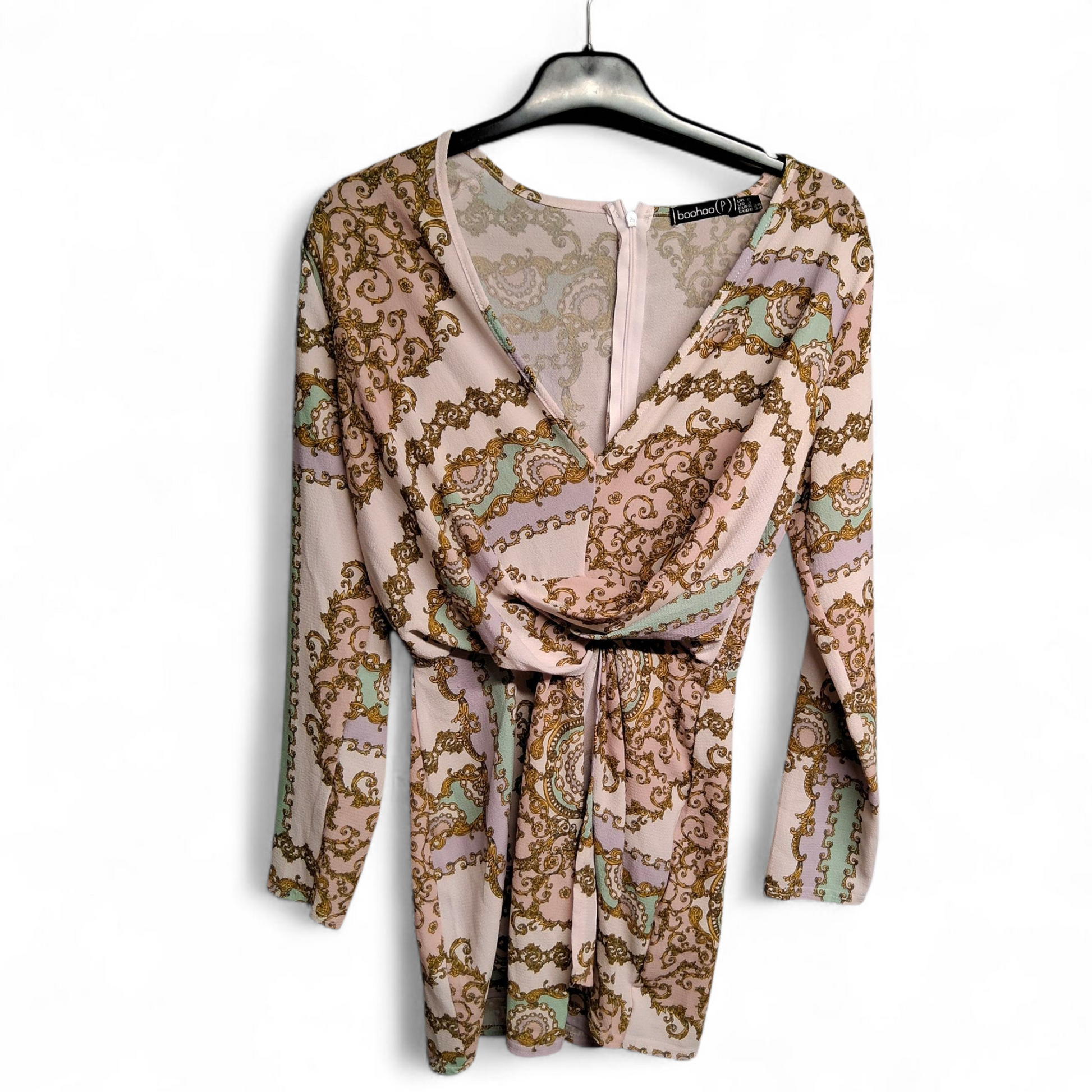 Boohoo Petite Light Pink Patterned Mini Dress | Knot Wrap Front | Long Sleeves | V-Neck | Size 8