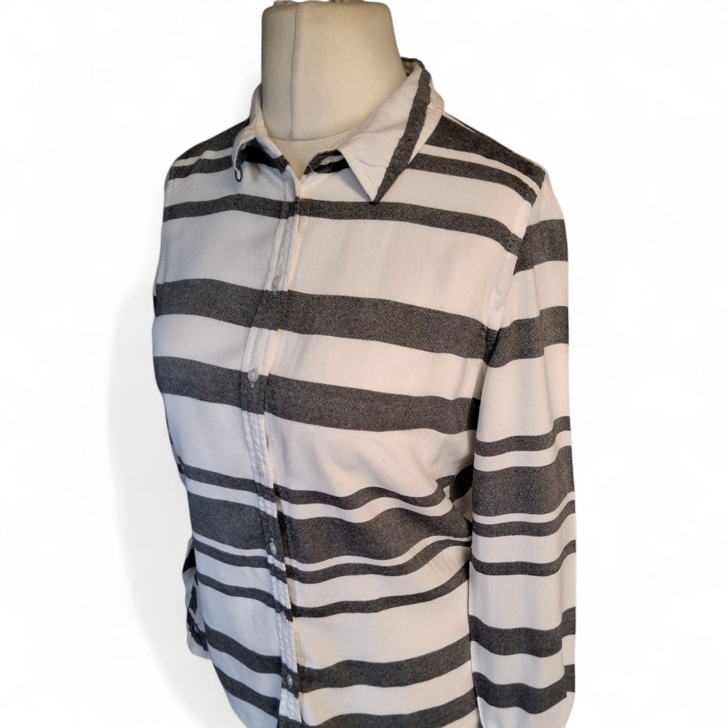 George Grey & White Striped Shirt – Size 12 – 100% Viscose
